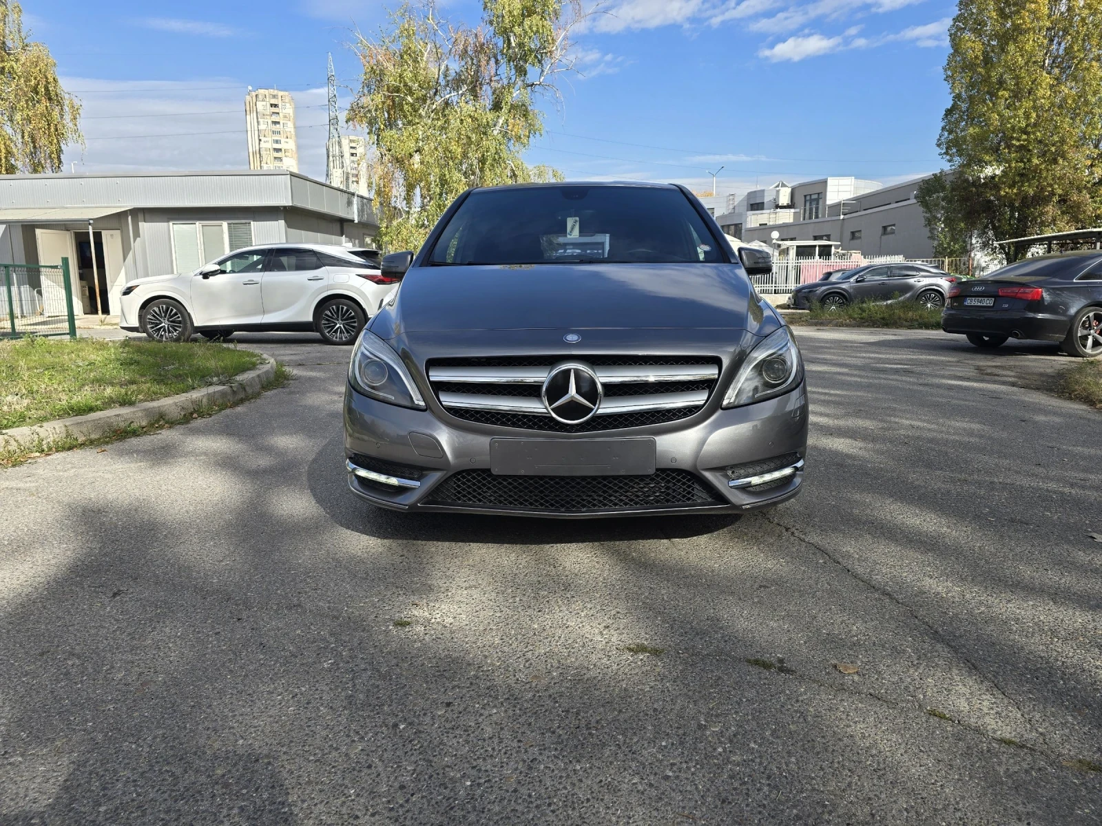 Mercedes-Benz B 180 B180/БЕНЗИН/ЛЕД/КОЖА/КАТО НОВА - изображение 2