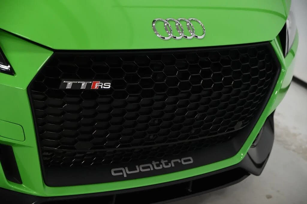 Audi Tt RS* QUATTRO * CARFAX * АвтоКредит * (ЦЕНА ДО БГ) - изображение 2