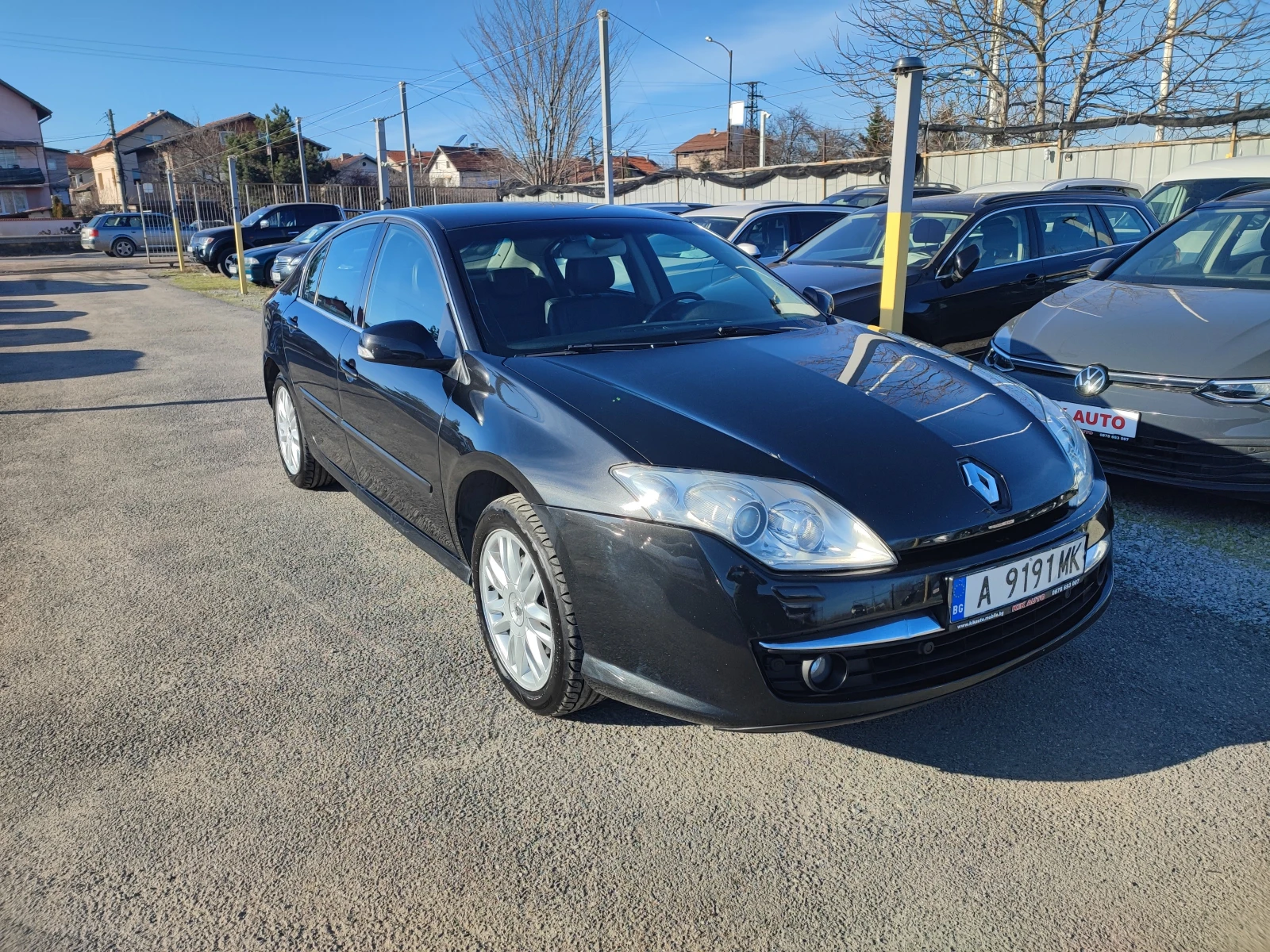 Renault Laguna 2.0DCI-150ks-6sk-КОЖА-ПАРКТРОНИК-FULL - изображение 3