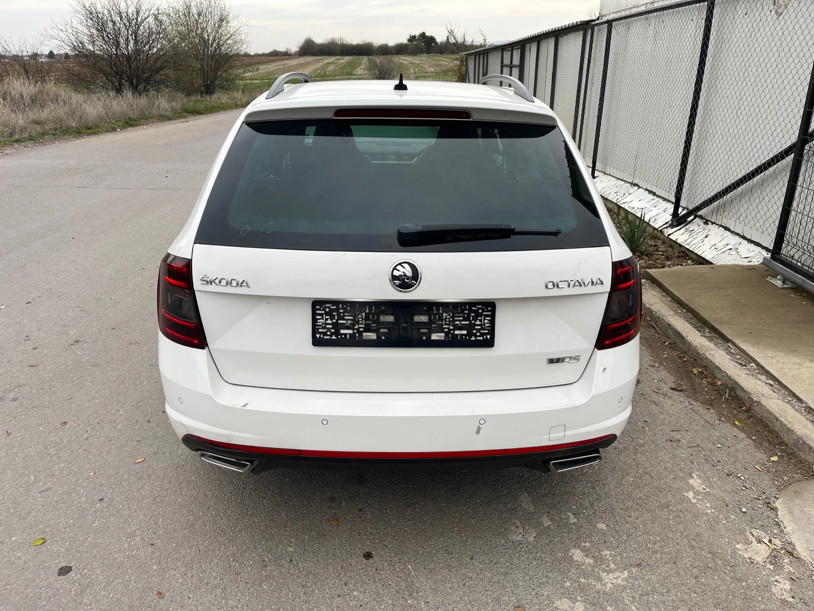 Skoda Octavia VRS 2.0TDI 184 DSG - изображение 6