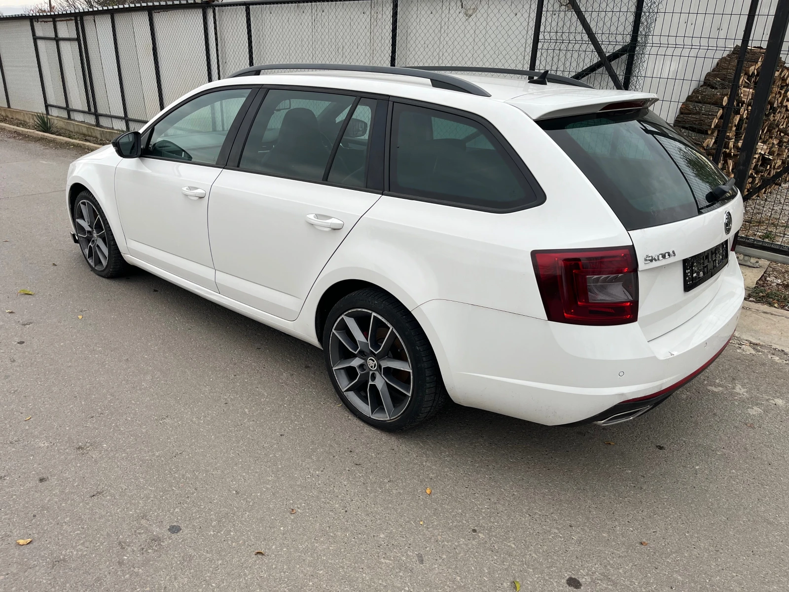 Skoda Octavia VRS 2.0TDI 184 DSG - изображение 5