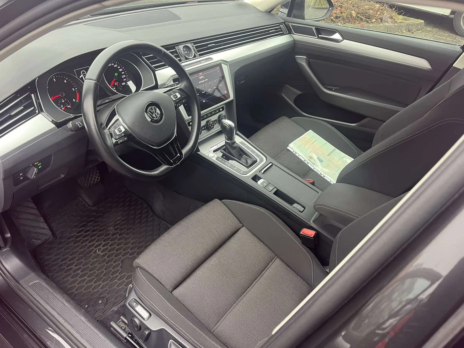 VW Passat TDI 190к.с. 4-MOTION, R-LINE, 8 джанти с гуми - изображение 10