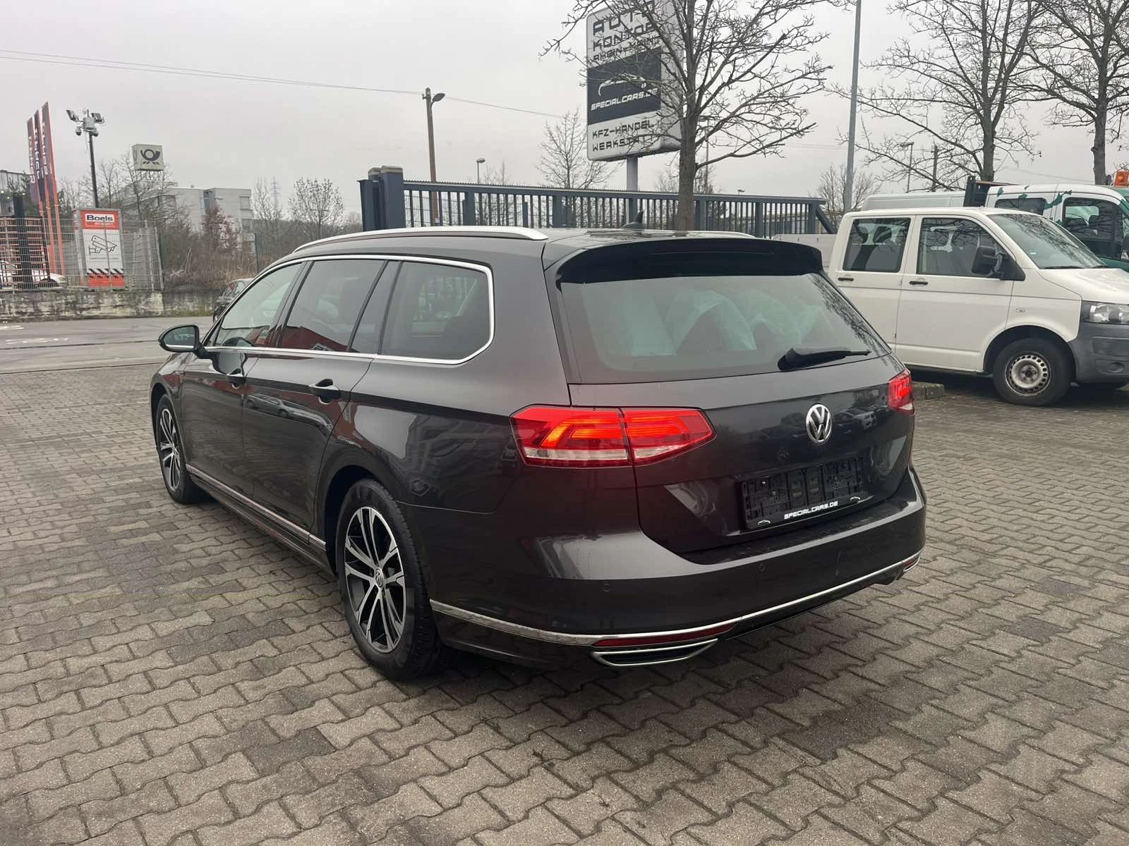 VW Passat TDI 190к.с. 4-MOTION, R-LINE, 8 джанти с гуми - изображение 3