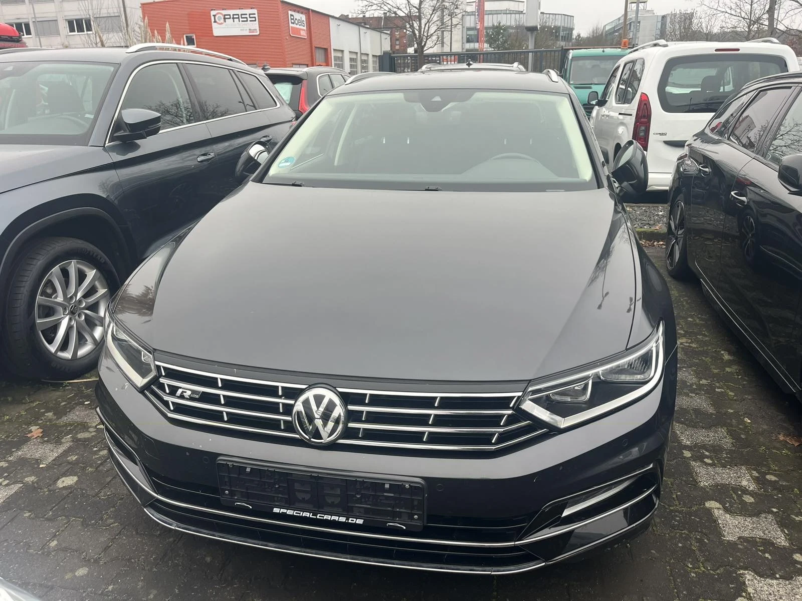 VW Passat TDI 190к.с. 4-MOTION, R-LINE, 8 джанти с гуми - изображение 7