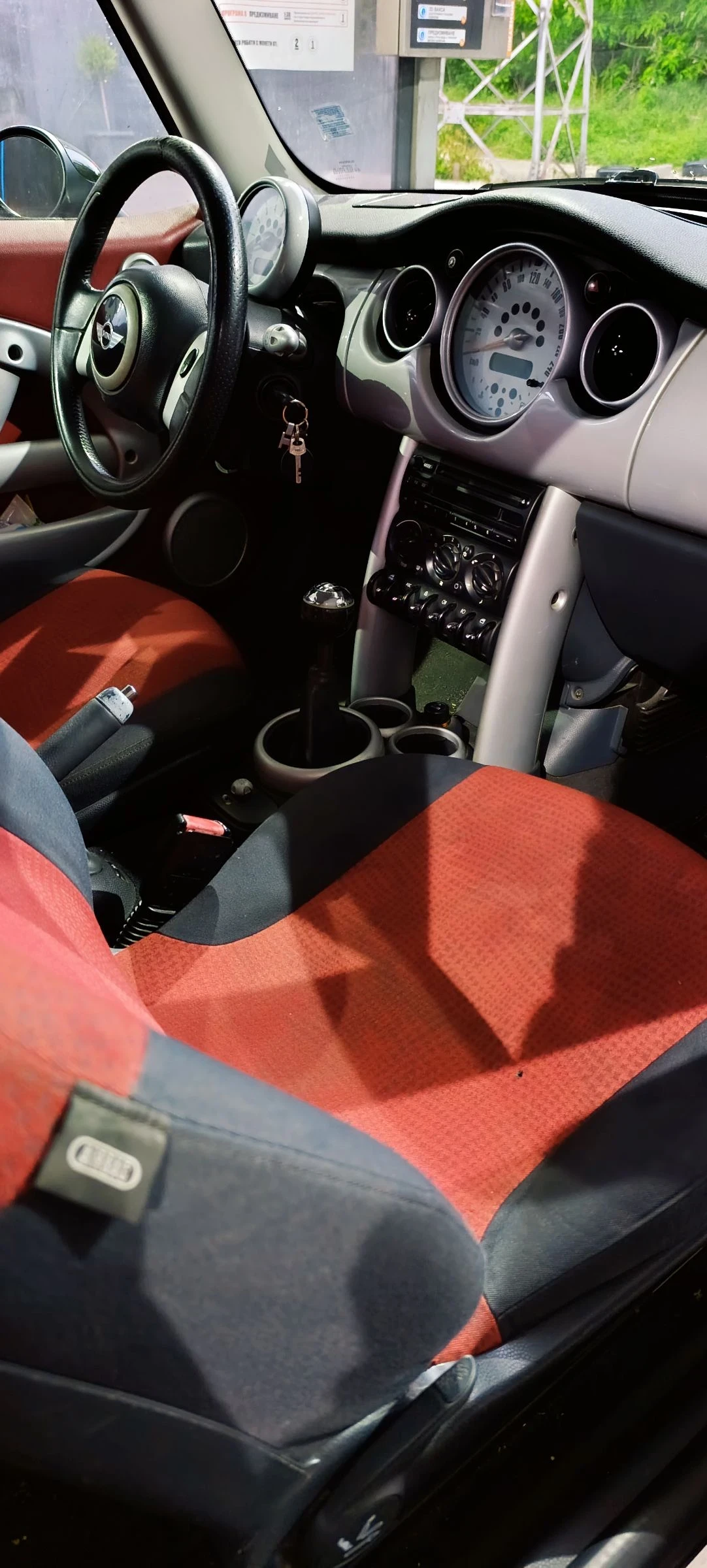 Mini Cooper 1.6 116 hp , снимка 10 - Автомобили и джипове - 53806584