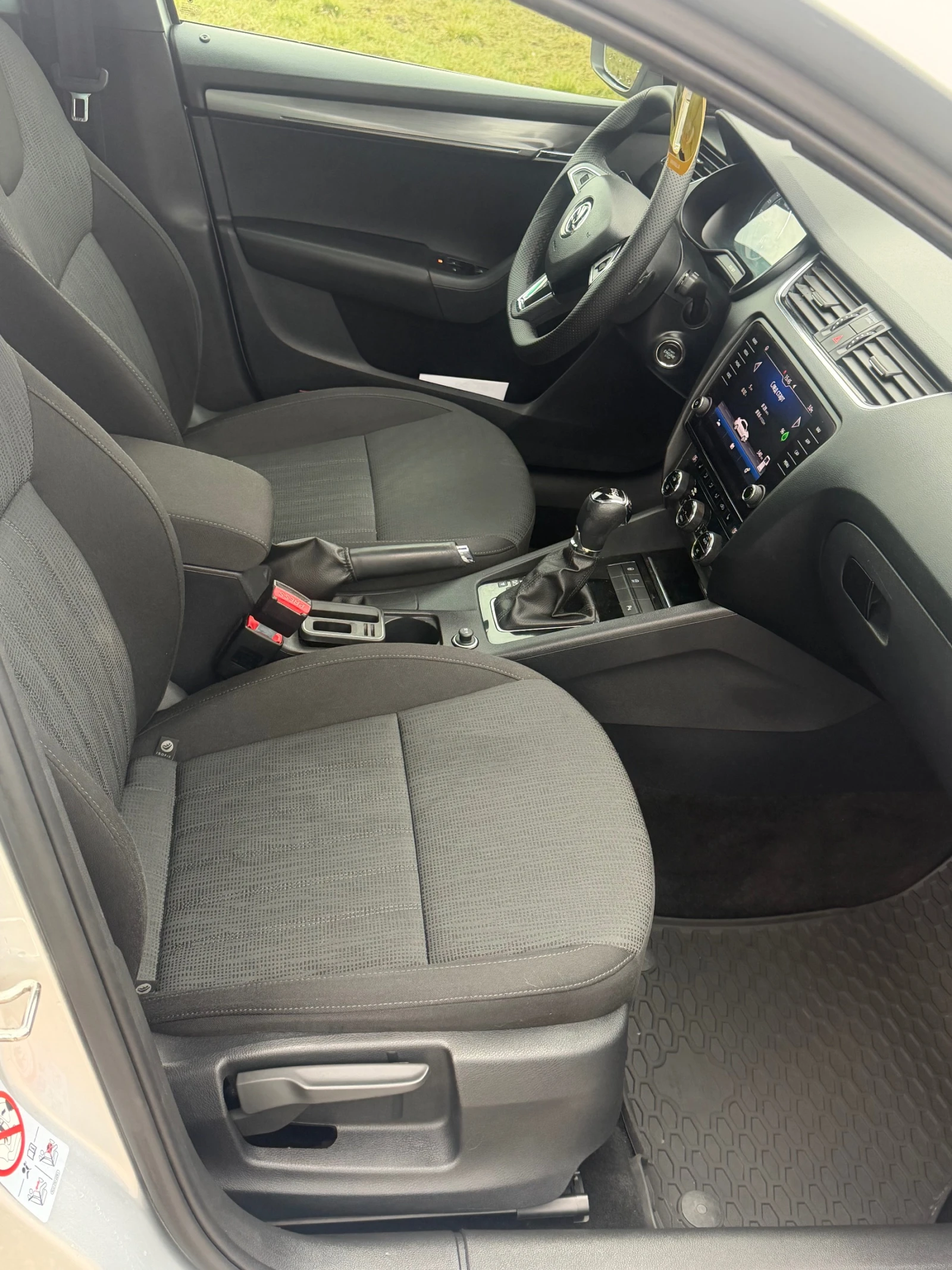 Skoda Octavia 2.0Lim.Style2.0XenPan.., снимка 5 - Автомобили и джипове - 53923045