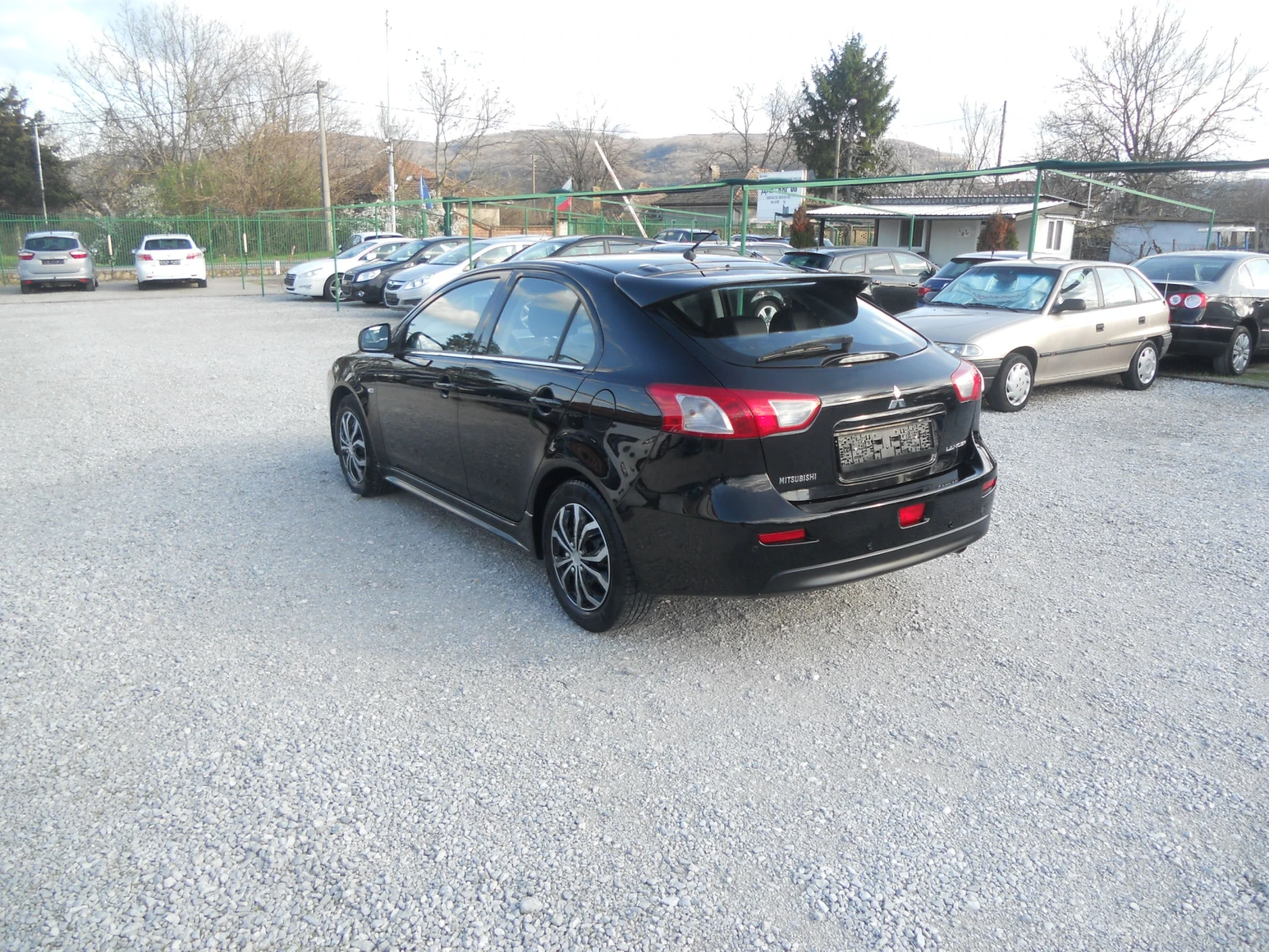 Mitsubishi Lancer 1.8i Лизинг!!! Реални километри пълна история, снимка 3 - Автомобили и джипове - 54042789