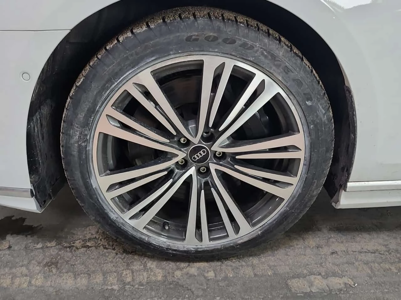 Audi A8 L 60 QUATTRO/МАСАЖИ/ПАНО/ОБДУХ/CARFAX/ФИНАНСИРАНЕ, снимка 17 - Автомобили и джипове - 54635960