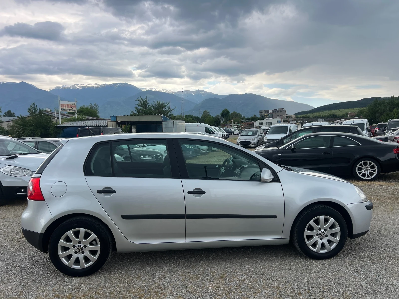 VW Golf 1.9 TDI-105 kc, снимка 2 - Автомобили и джипове - 54725614