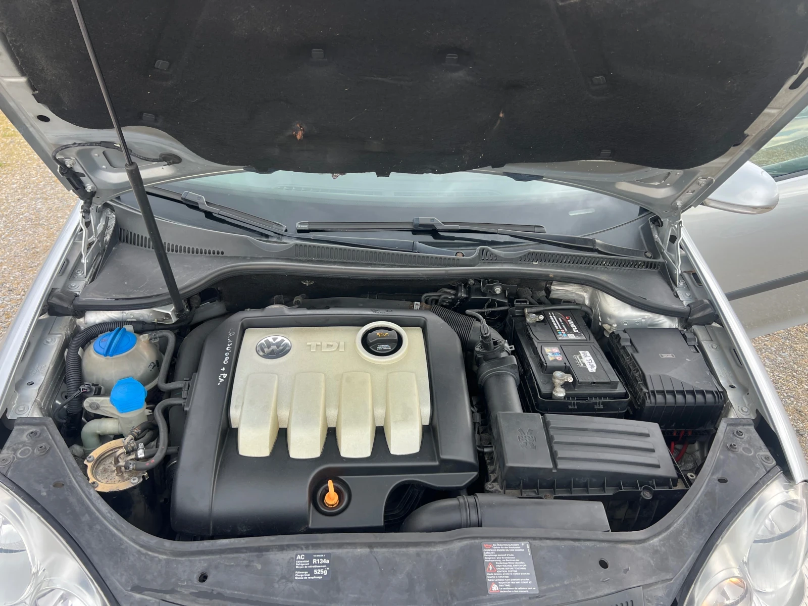 VW Golf 1.9 TDI-105 kc, снимка 8 - Автомобили и джипове - 54725614