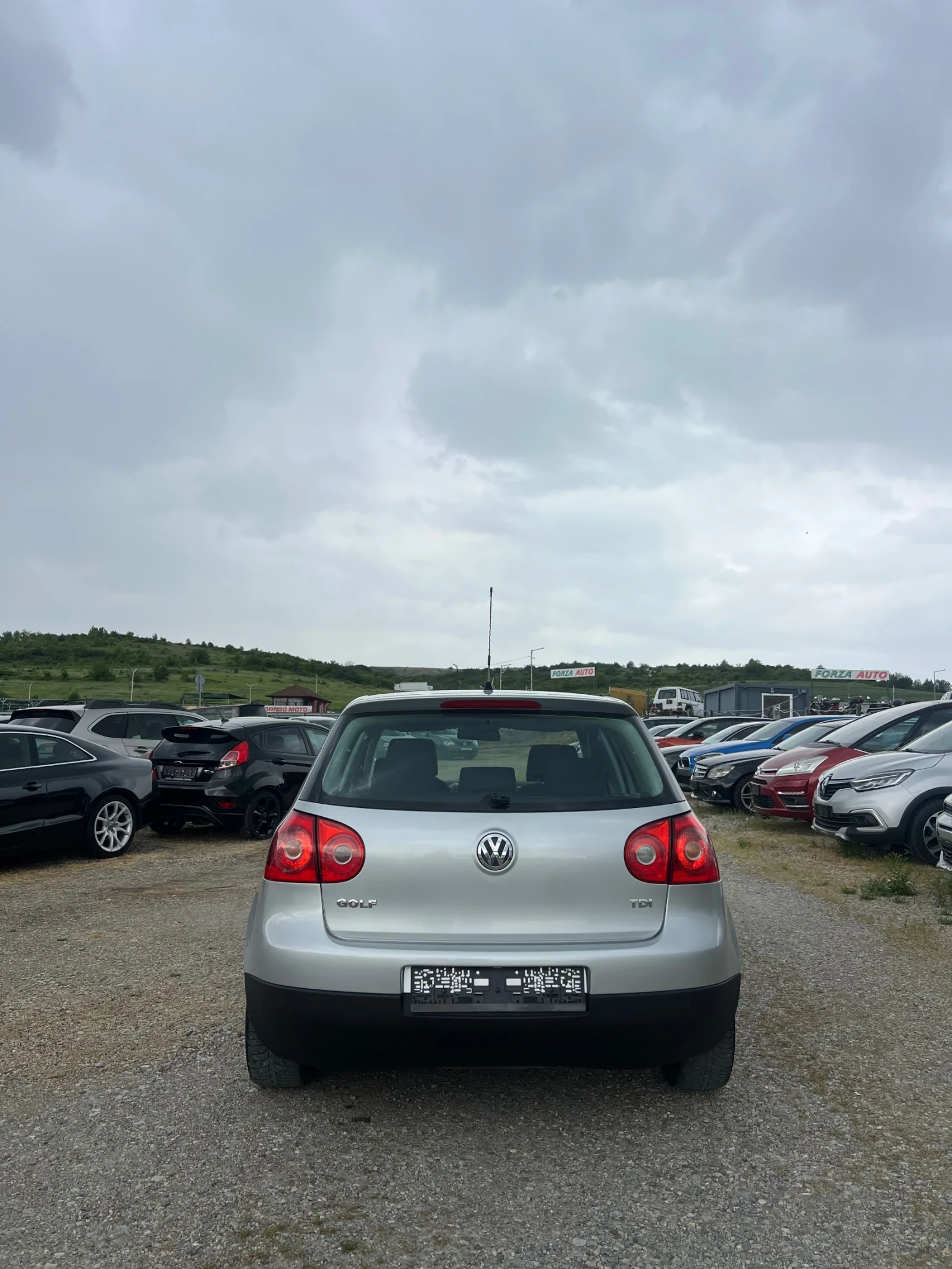 VW Golf 1.9 TDI-105 kc, снимка 4 - Автомобили и джипове - 54725614