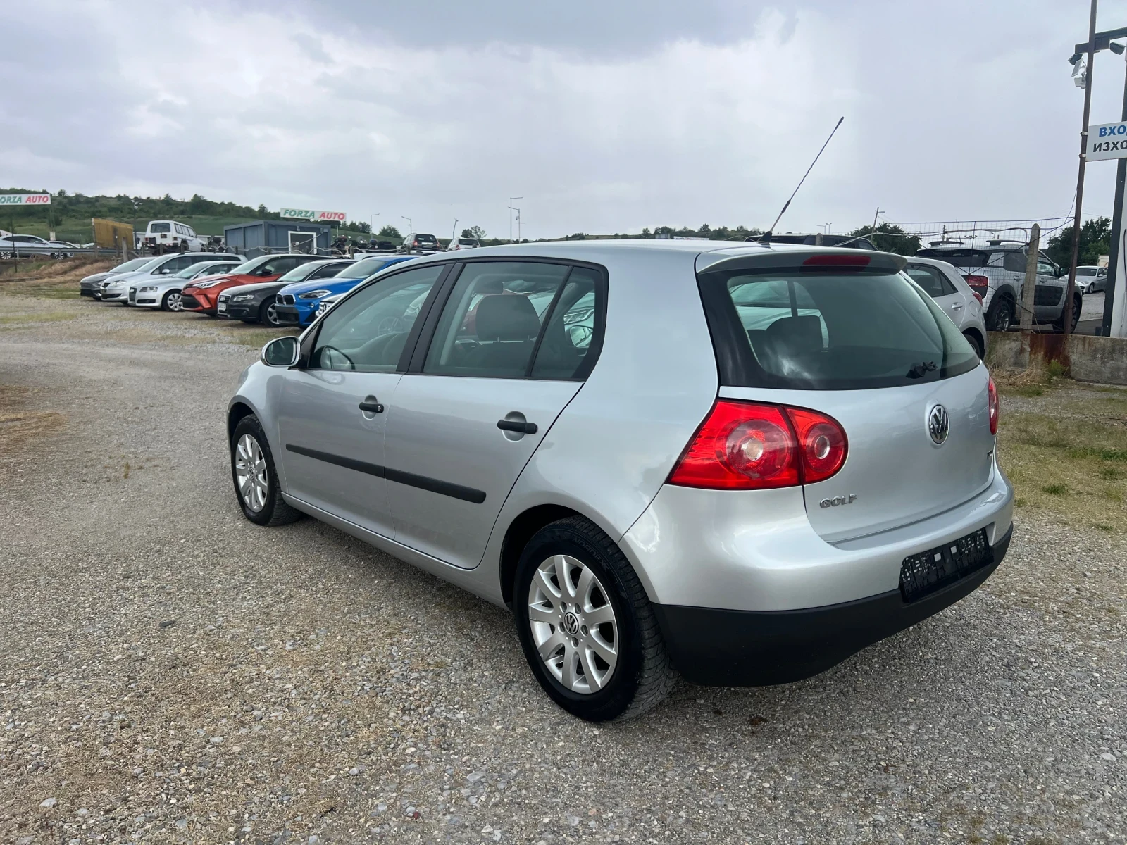 VW Golf 1.9 TDI-105 kc, снимка 5 - Автомобили и джипове - 54725614