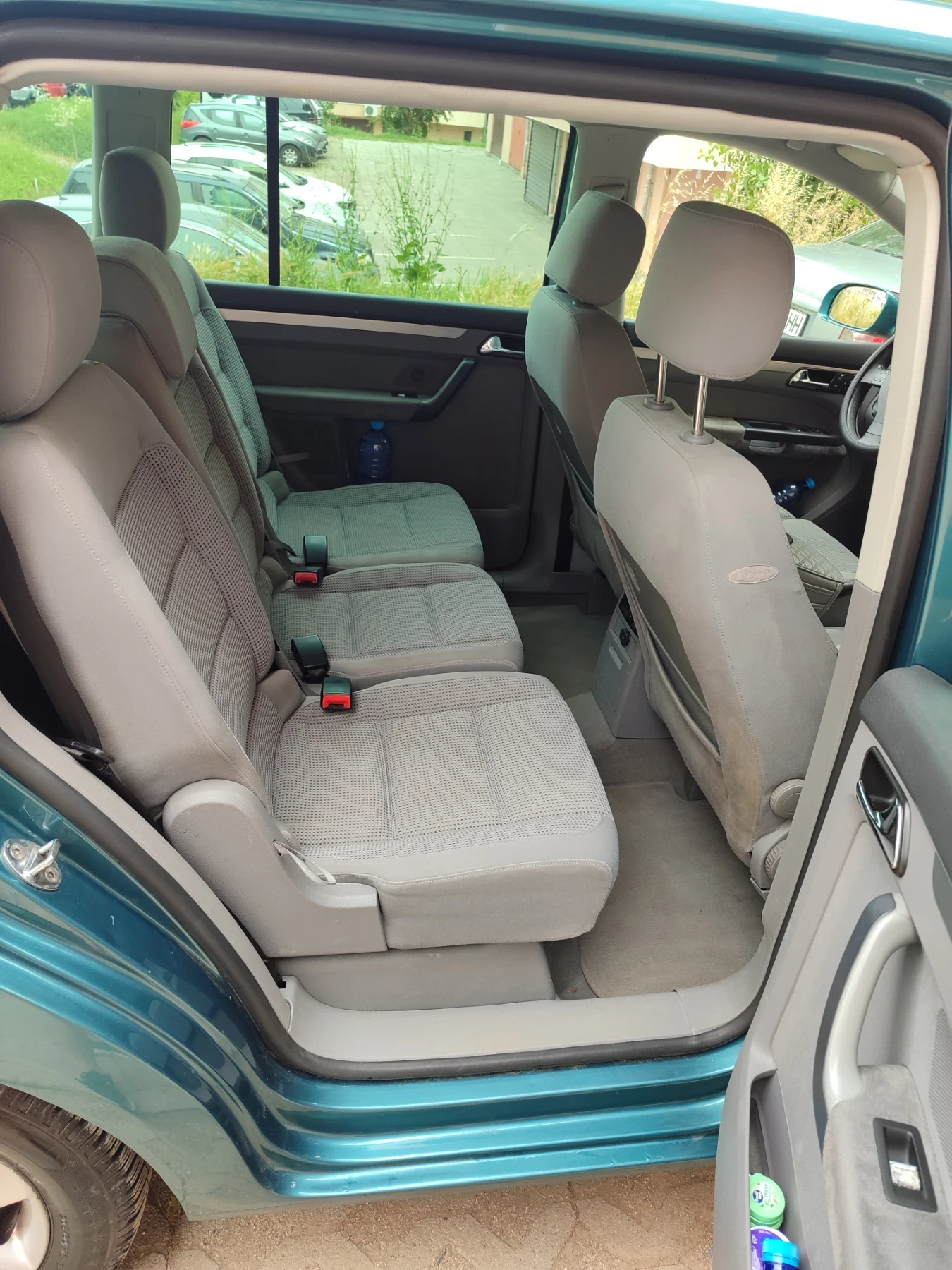 VW Touran, снимка 15 - Автомобили и джипове - 54933827