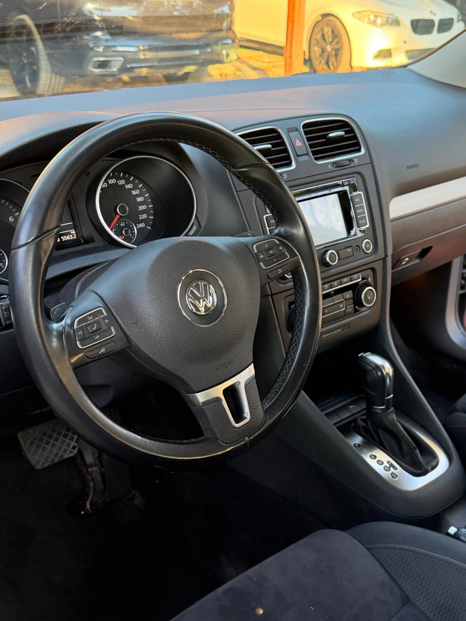 VW Golf, снимка 9 - Автомобили и джипове - 55957023