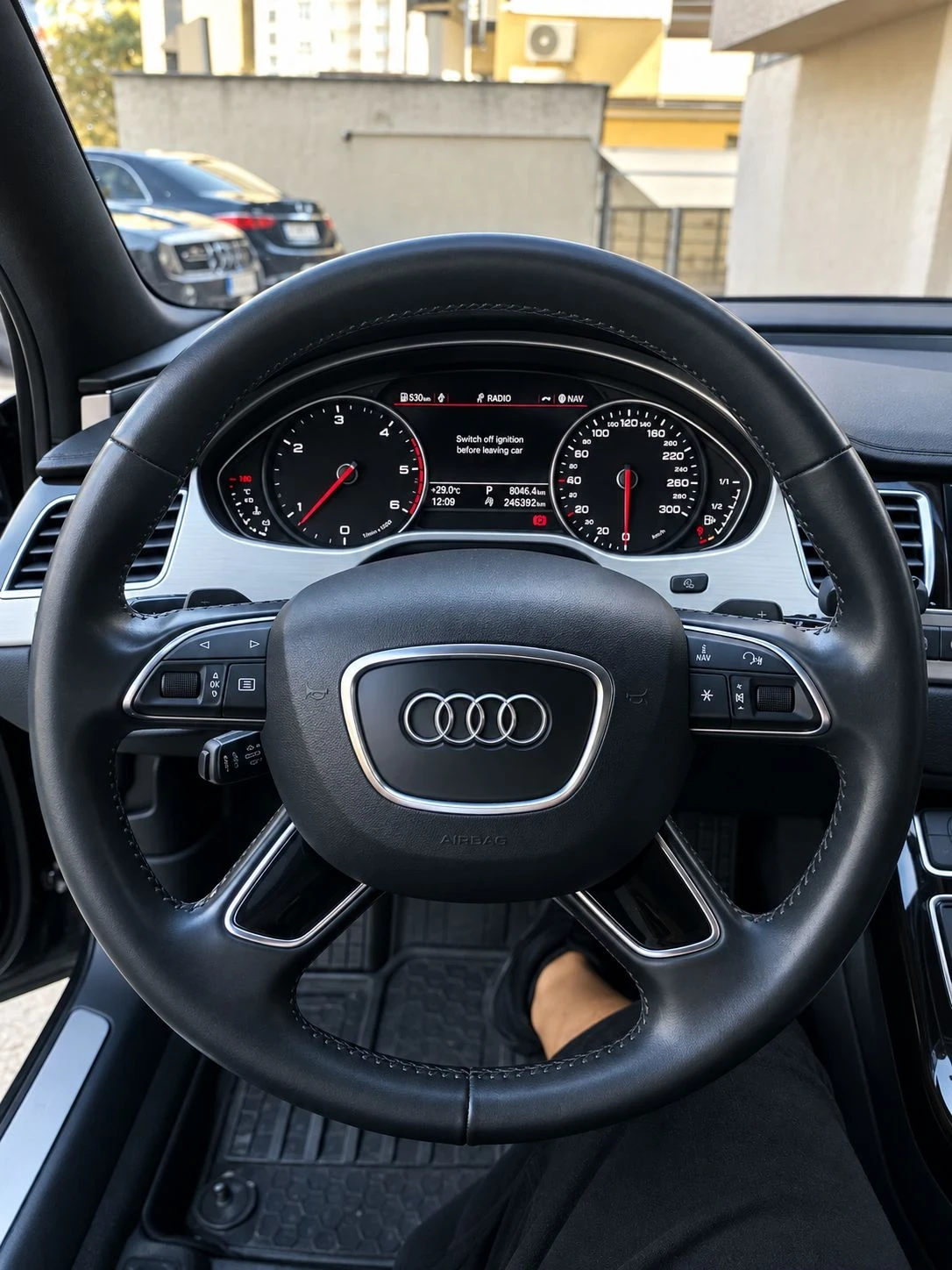 Audi A8 MATRIX 4.2 TDI, снимка 8 - Автомобили и джипове - 55996214