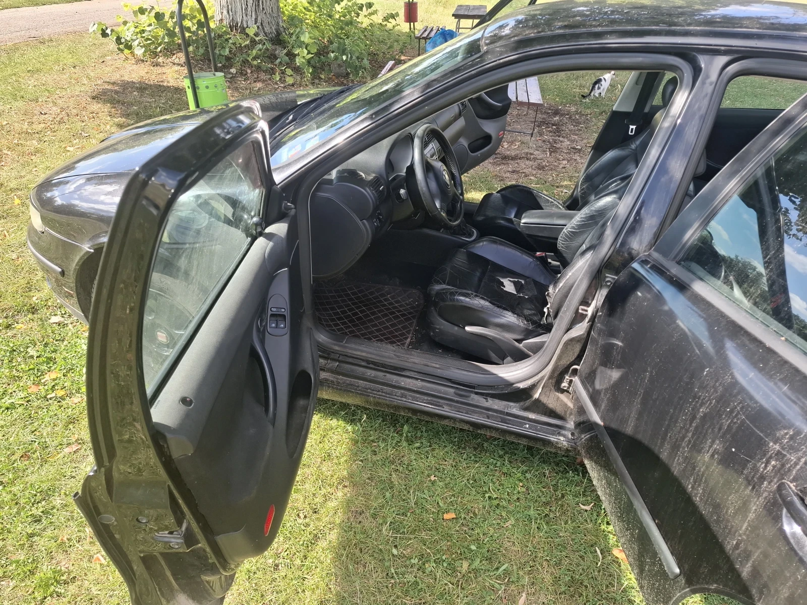 Seat Leon 1M, снимка 13 - Автомобили и джипове - 56074785