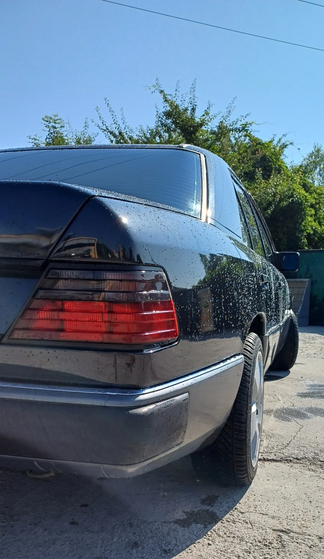 Mercedes-Benz 124 200E Отличен! , снимка 11 - Автомобили и джипове - 56468035
