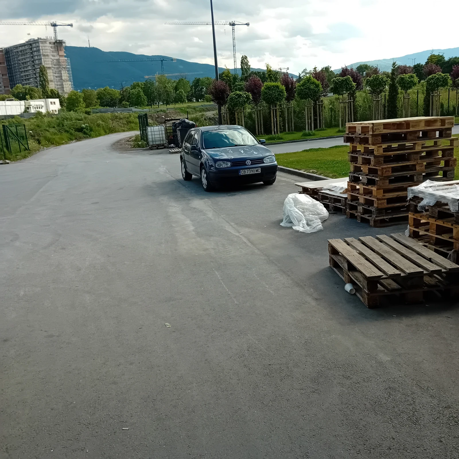 VW Golf, снимка 2 - Автомобили и джипове - 56587368
