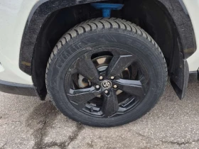 Toyota Rav4  HYBRID XSE / DISTRONIC / CAMERA / JBL / CARFAX , снимка 6