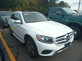  Mercedes-Benz GLC 30...