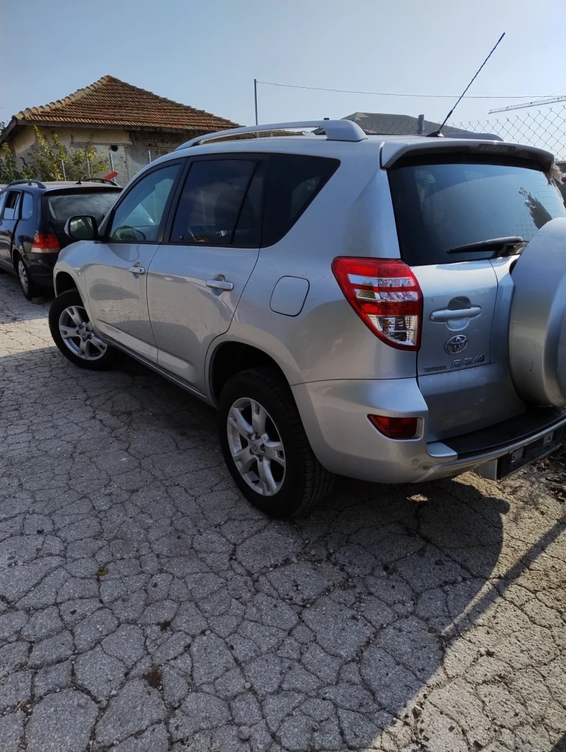 Toyota Rav4 facelift 2.2 d4d, снимка 5 - Автомобили и джипове - 47841109