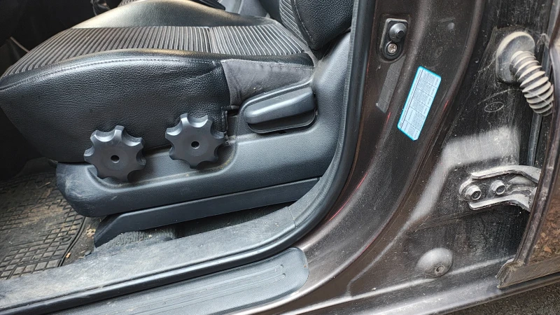 Kia Sportage, снимка 8 - Автомобили и джипове - 52429764