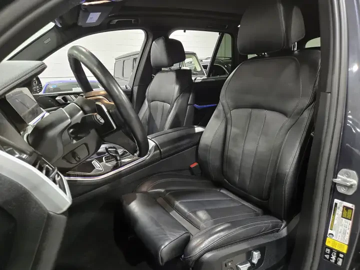 BMW X5 xDrive40i| HUD| 360CAM| PANO| MEMORY| SOFT-CLOSE| , снимка 13 - Автомобили и джипове - 55173904