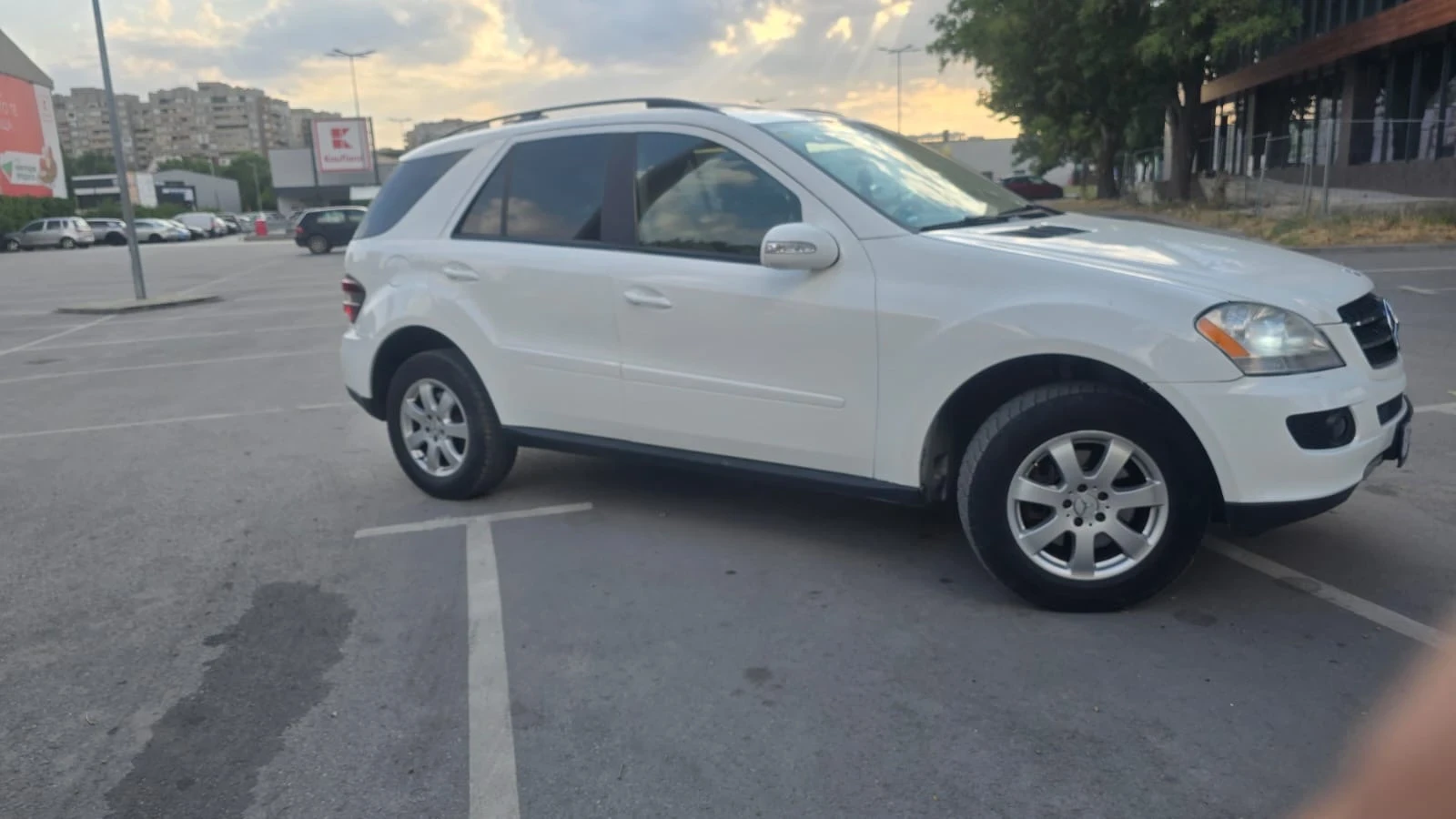 Mercedes-Benz ML 320  - изображение 6