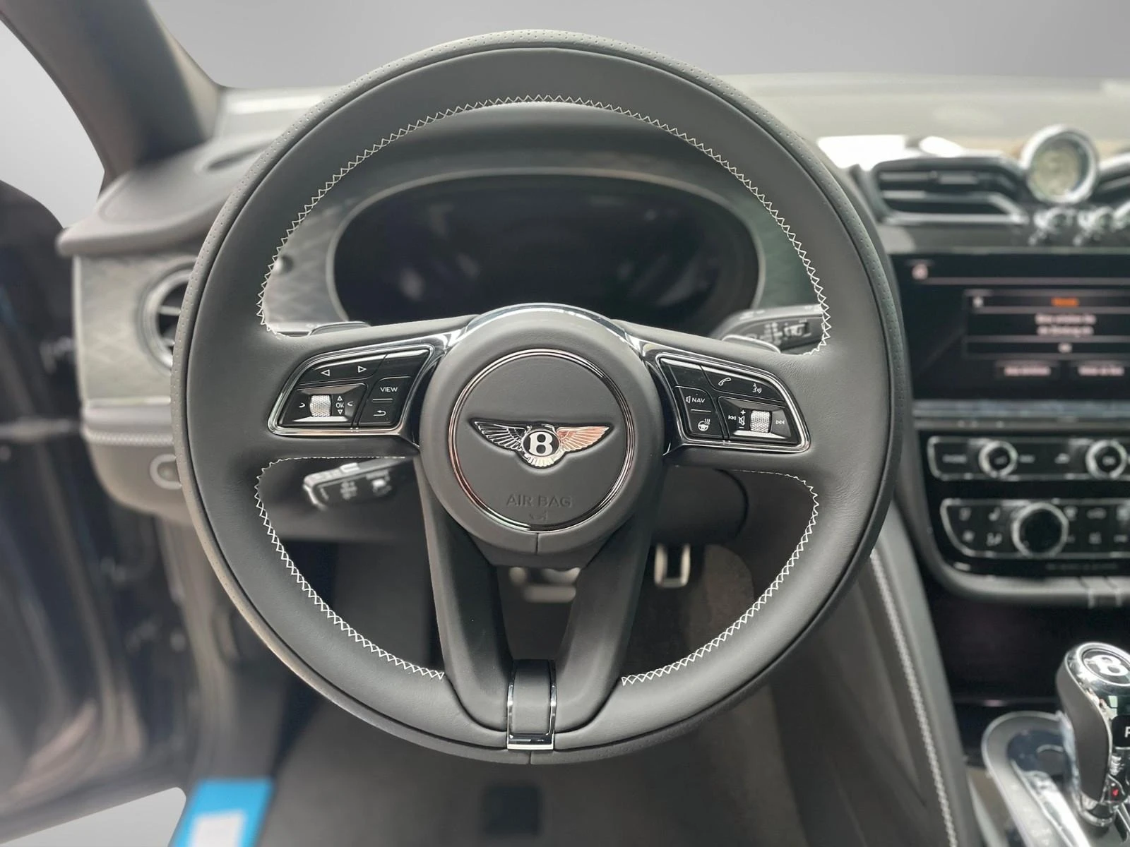 Bentley Bentayga V8 EWB MULLINER BLACKLINE NAIM TV PANO | Mobile.bg   12