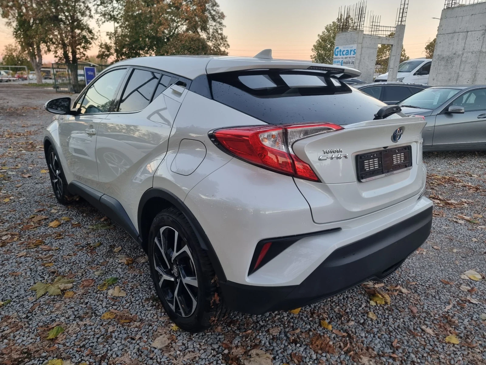 Toyota C-HR 1, 8 hibrid | Mobile.bg — изображение 7