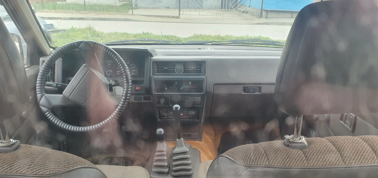 Nissan Navara King kab, снимка 13 - Автомобили и джипове - 54003512