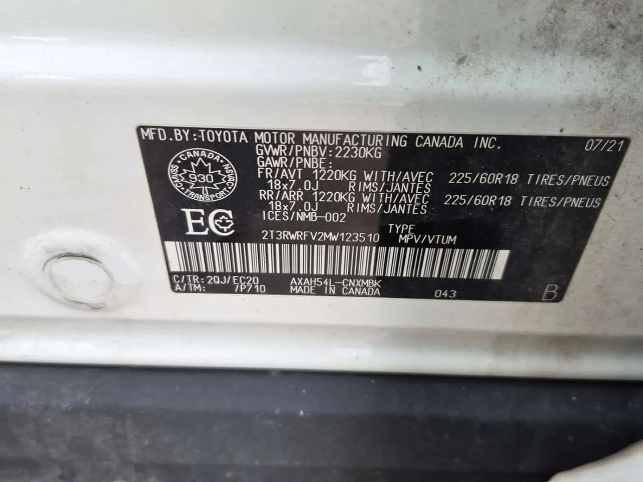 Toyota Rav4  HYBRID XSE / DISTRONIC / CAMERA / JBL / CARFAX , снимка 16 - Автомобили и джипове - 54072311