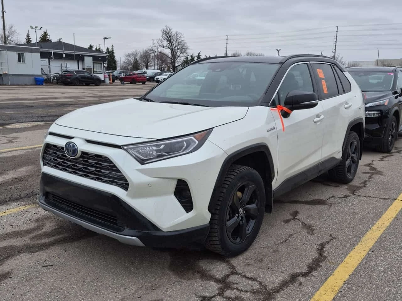 Toyota Rav4  HYBRID XSE / DISTRONIC / CAMERA / JBL / CARFAX 