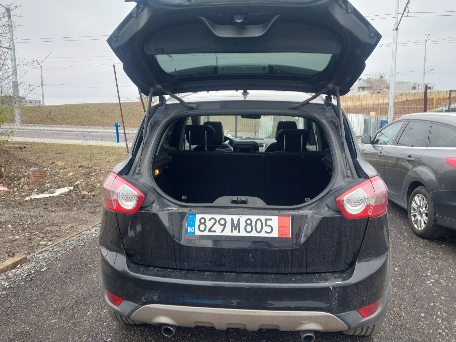 Ford Kuga, снимка 6 - Автомобили и джипове - 54284590