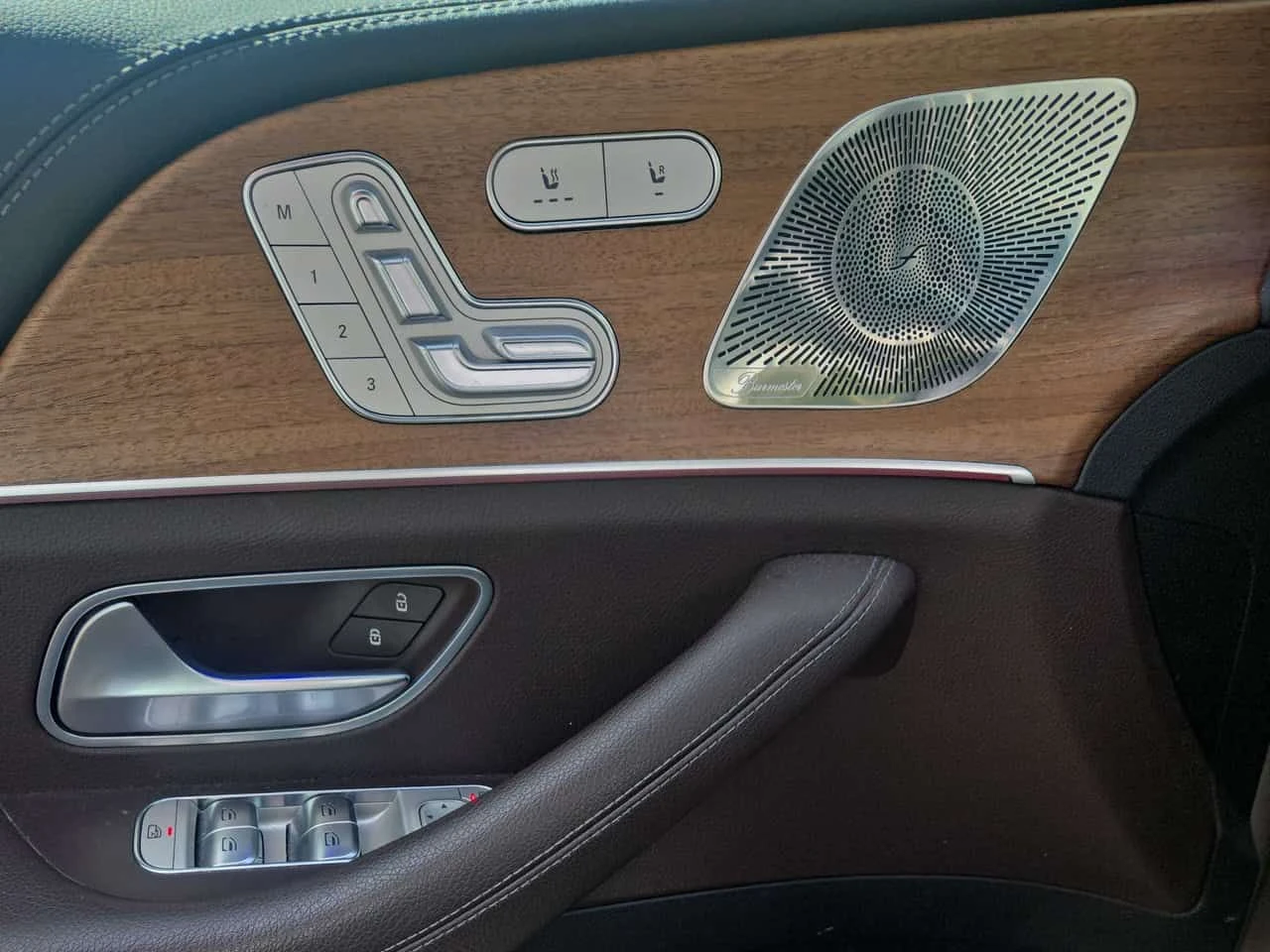 Mercedes-Benz GLE 450 BURMESTER/ДИСТРОНИК/ПАНОРАМА/360/HUD, снимка 11 - Автомобили и джипове - 54889947