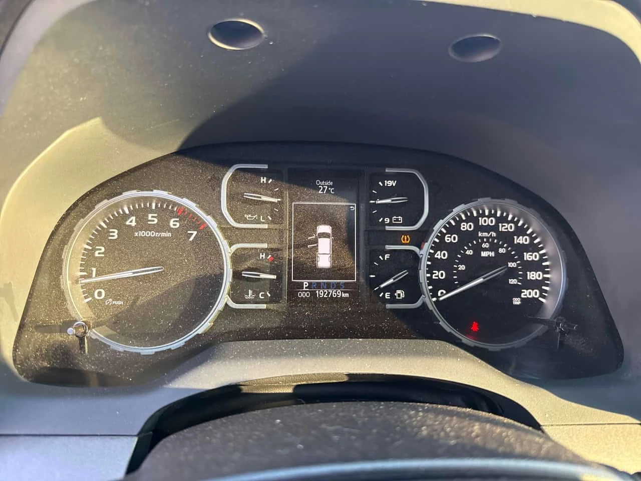 Toyota Tundra SR5 Plus | CARFAX | АВТОКРЕДИТ , снимка 12 - Автомобили и джипове - 55598610