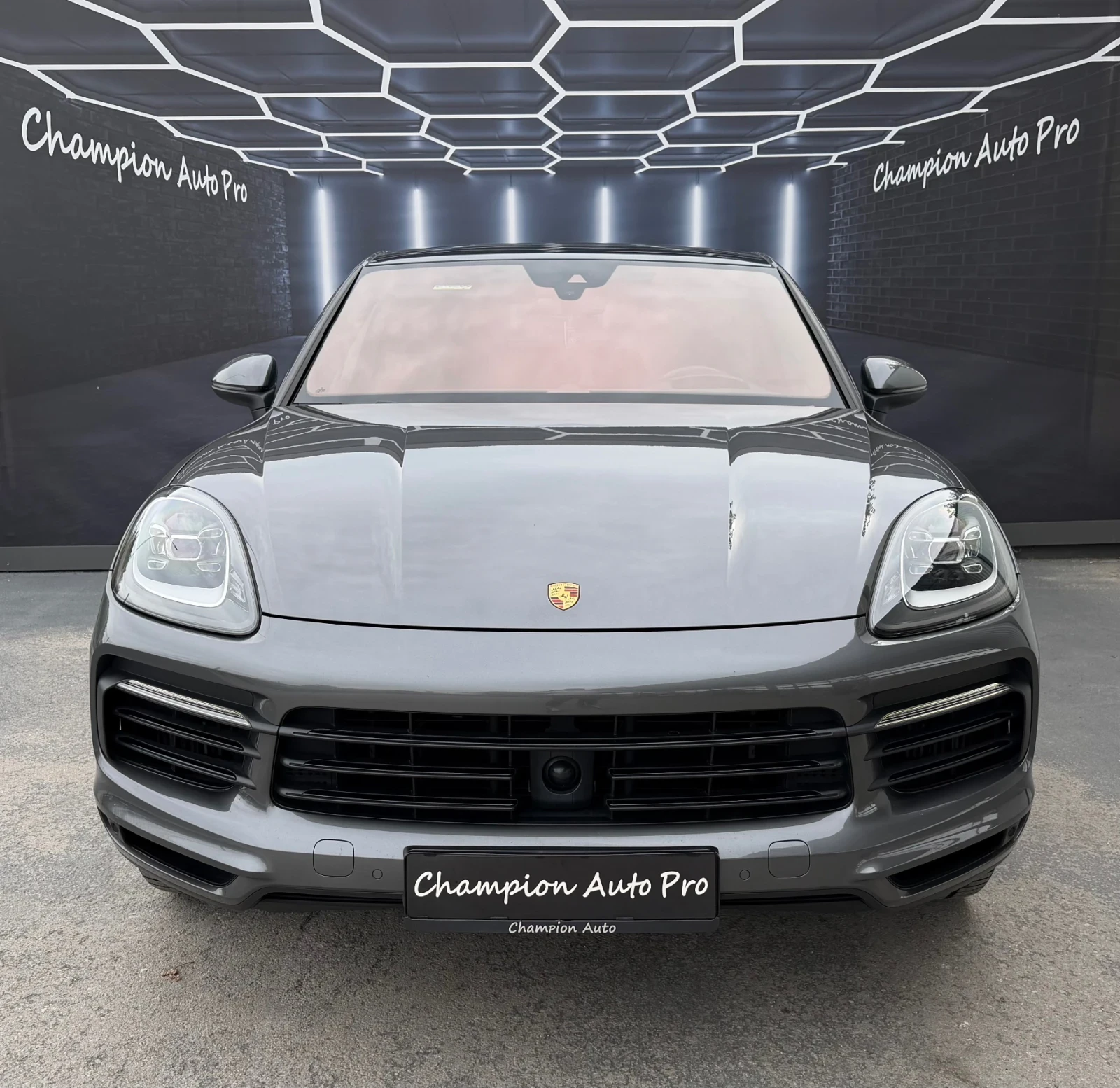 Porsche Cayenne Coupe/Pano/Kam 360/Hud, снимка 2 - Автомобили и джипове - 56221076