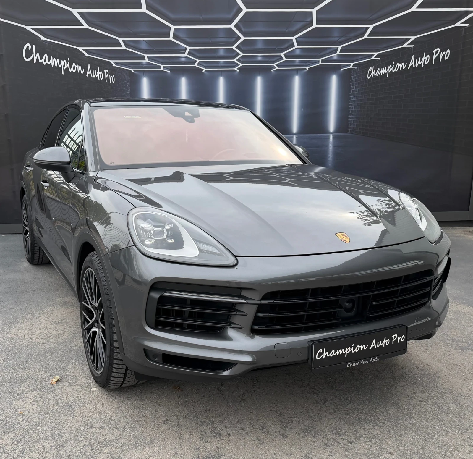 Porsche Cayenne Coupe/Pano/Kam 360/Hud, снимка 3 - Автомобили и джипове - 56221076