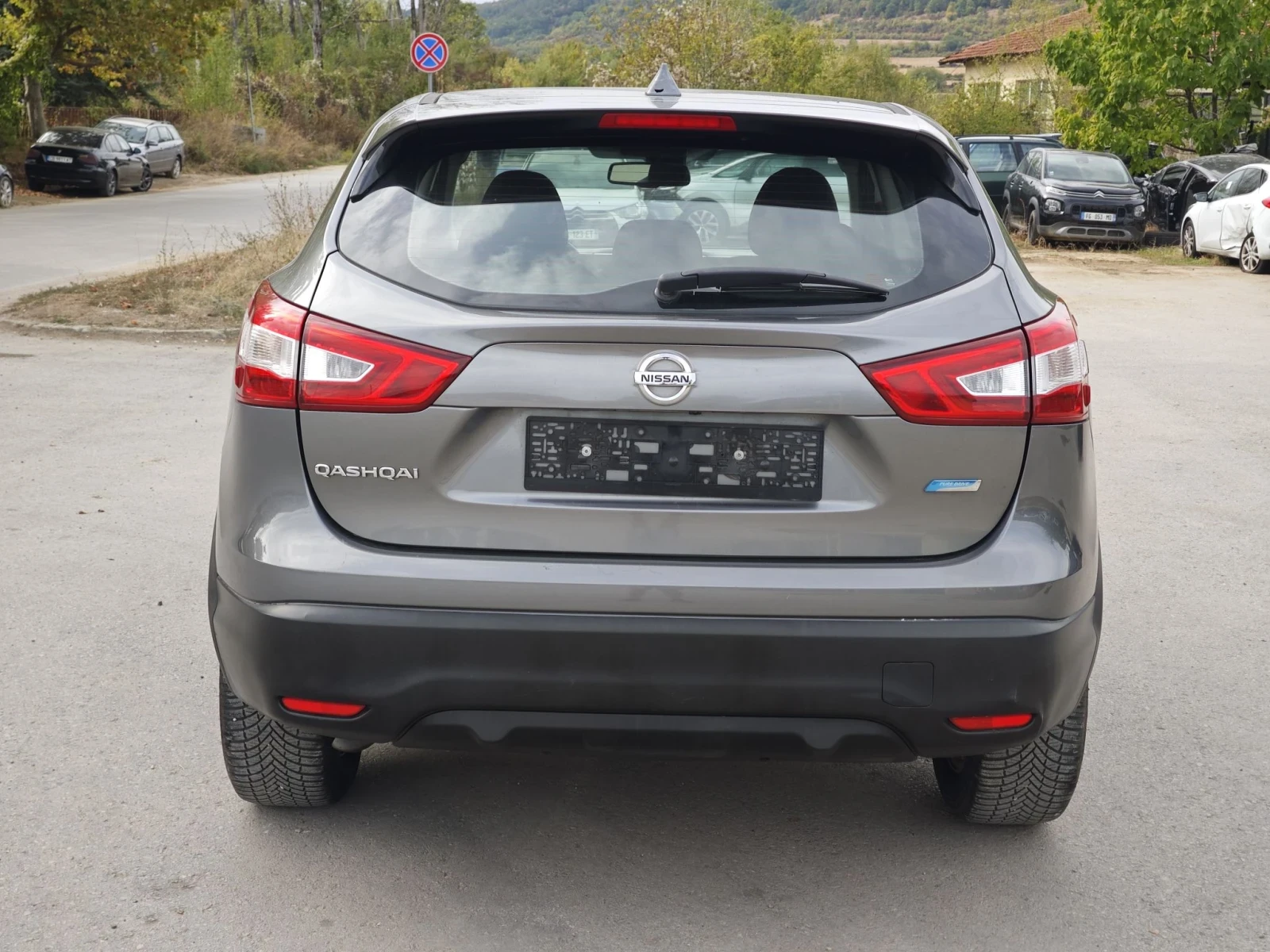 Nissan Qashqai 1.5 dci, снимка 5 - Автомобили и джипове - 56240991