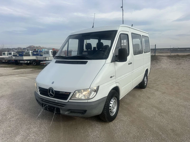 Mercedes-Benz Sprinter 208, снимка 1 - Бусове и автобуси - 48598149