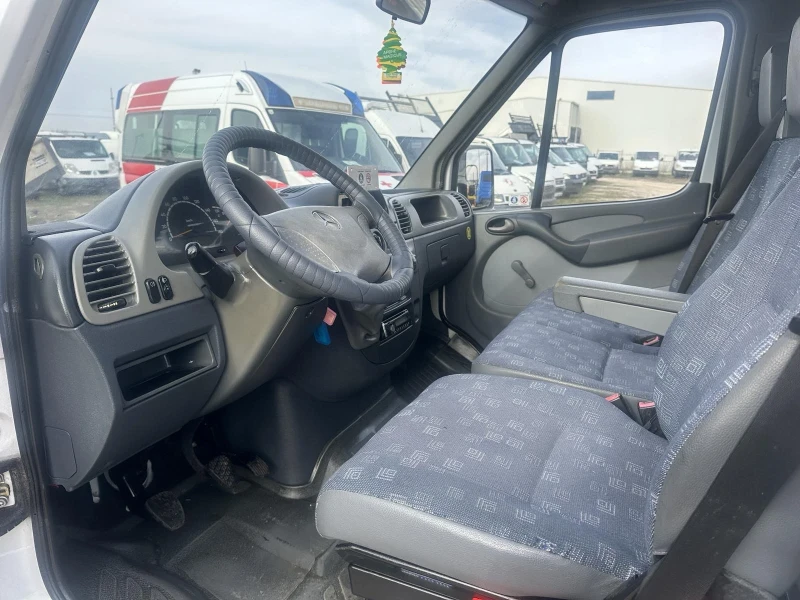 Mercedes-Benz Sprinter 208, снимка 12 - Бусове и автобуси - 48598149