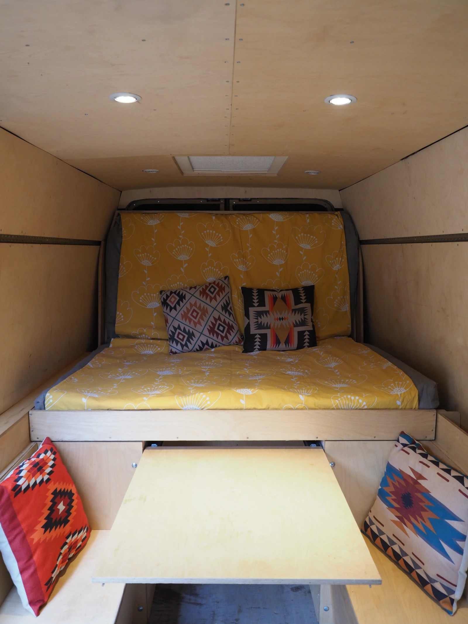 VW Crafter, снимка 16 - Бусове и автобуси - 53975468