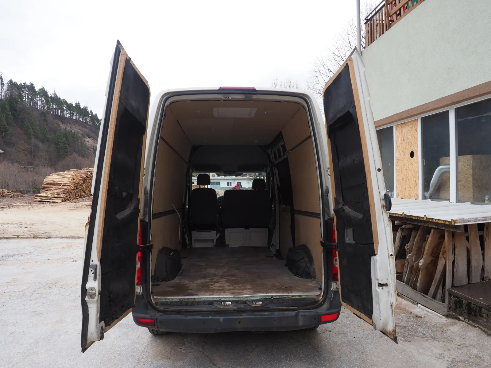 VW Crafter, снимка 10 - Бусове и автобуси - 53975468