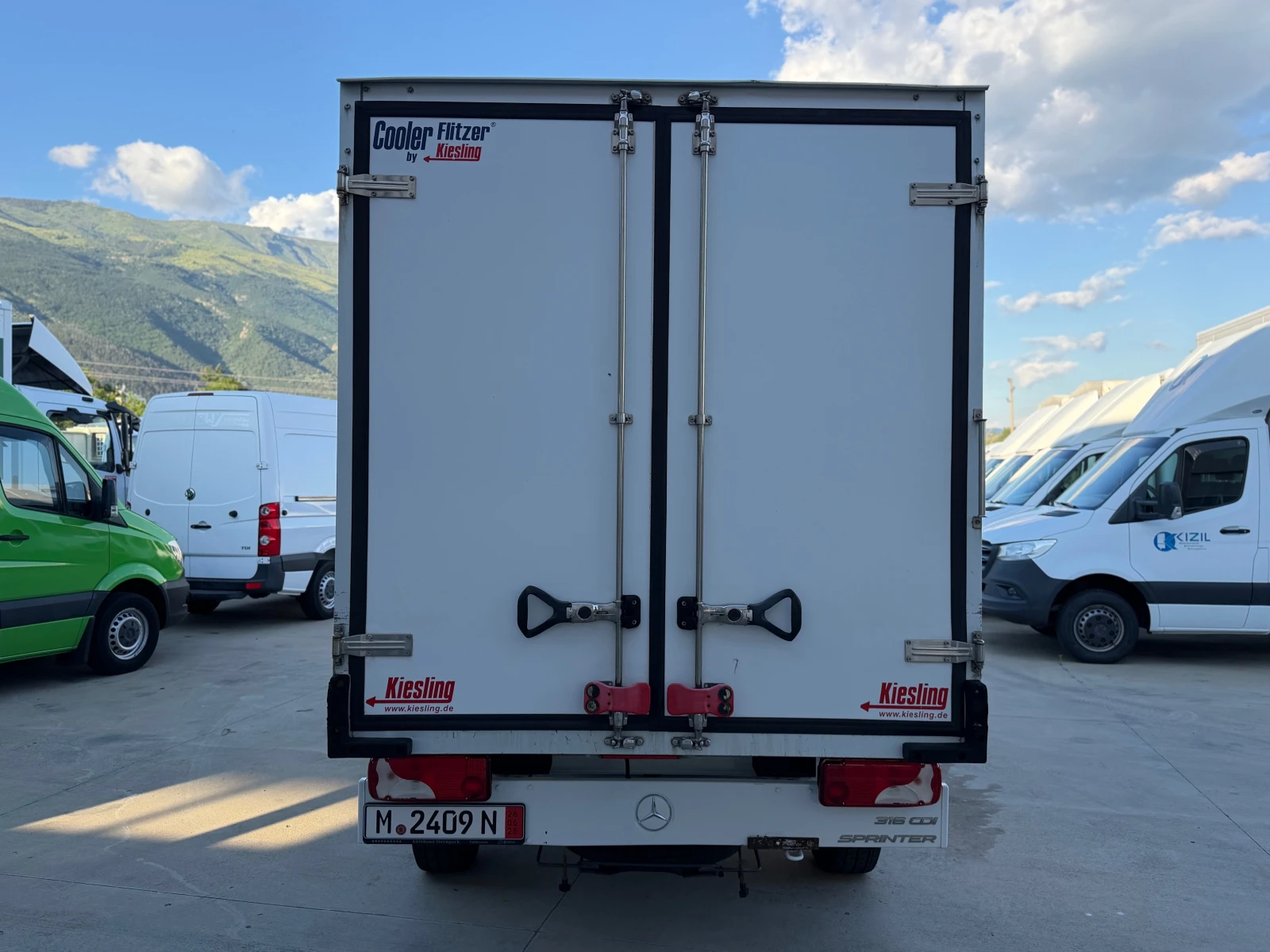 Mercedes-Benz Sprinter 316 ХЛАДИЛЕН!V500MAX!ТОП!EURO6!3-БРОЯ!, снимка 8 - Бусове и автобуси - 54961958