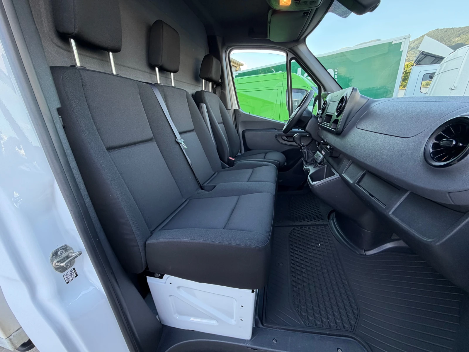 Mercedes-Benz Sprinter 316 ХЛАДИЛЕН!V500MAX!ТОП!EURO6!3-БРОЯ!, снимка 13 - Бусове и автобуси - 54961958