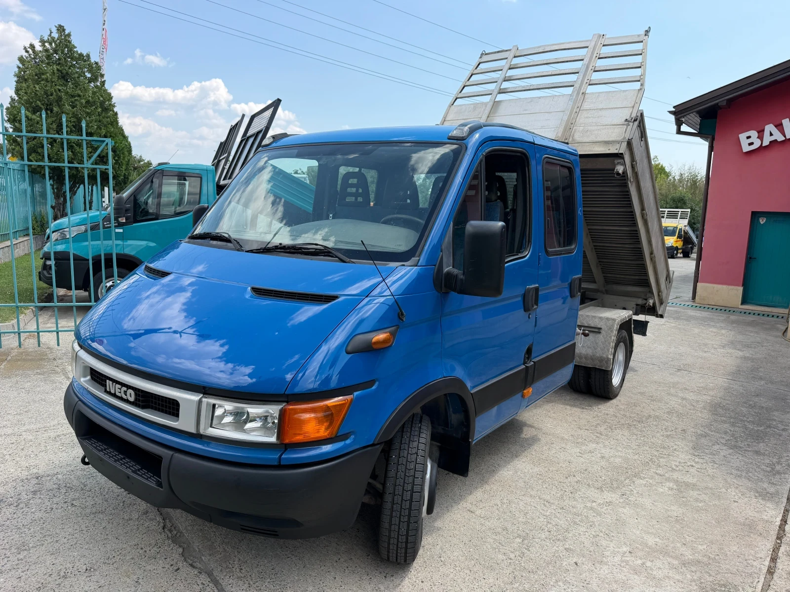 Iveco Daily 35C11* 2.8HPT* Тристранен самосвал* 2.70 метра кош, снимка 3 - Бусове и автобуси - 55332016
