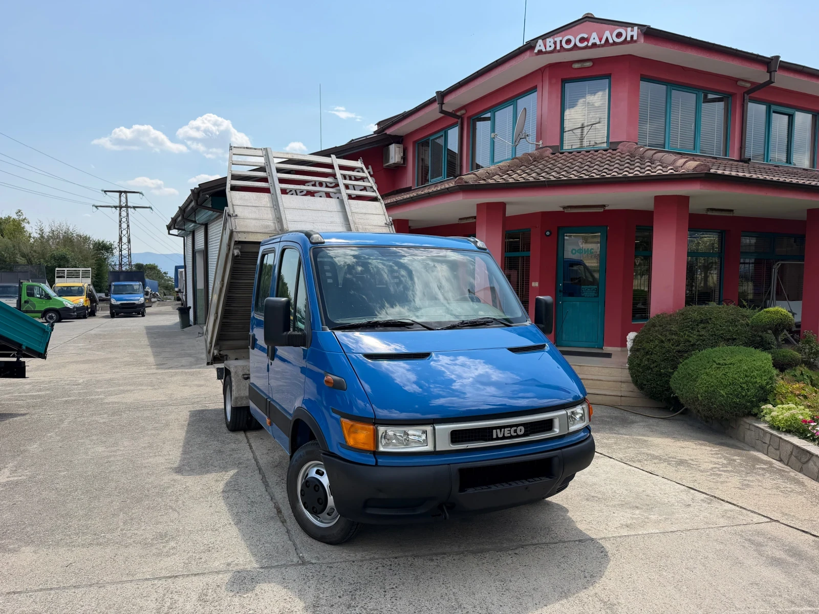 Iveco Daily 35C11* 2.8HPT* Тристранен самосвал* 2.70 метра кош, снимка 2 - Бусове и автобуси - 55332016