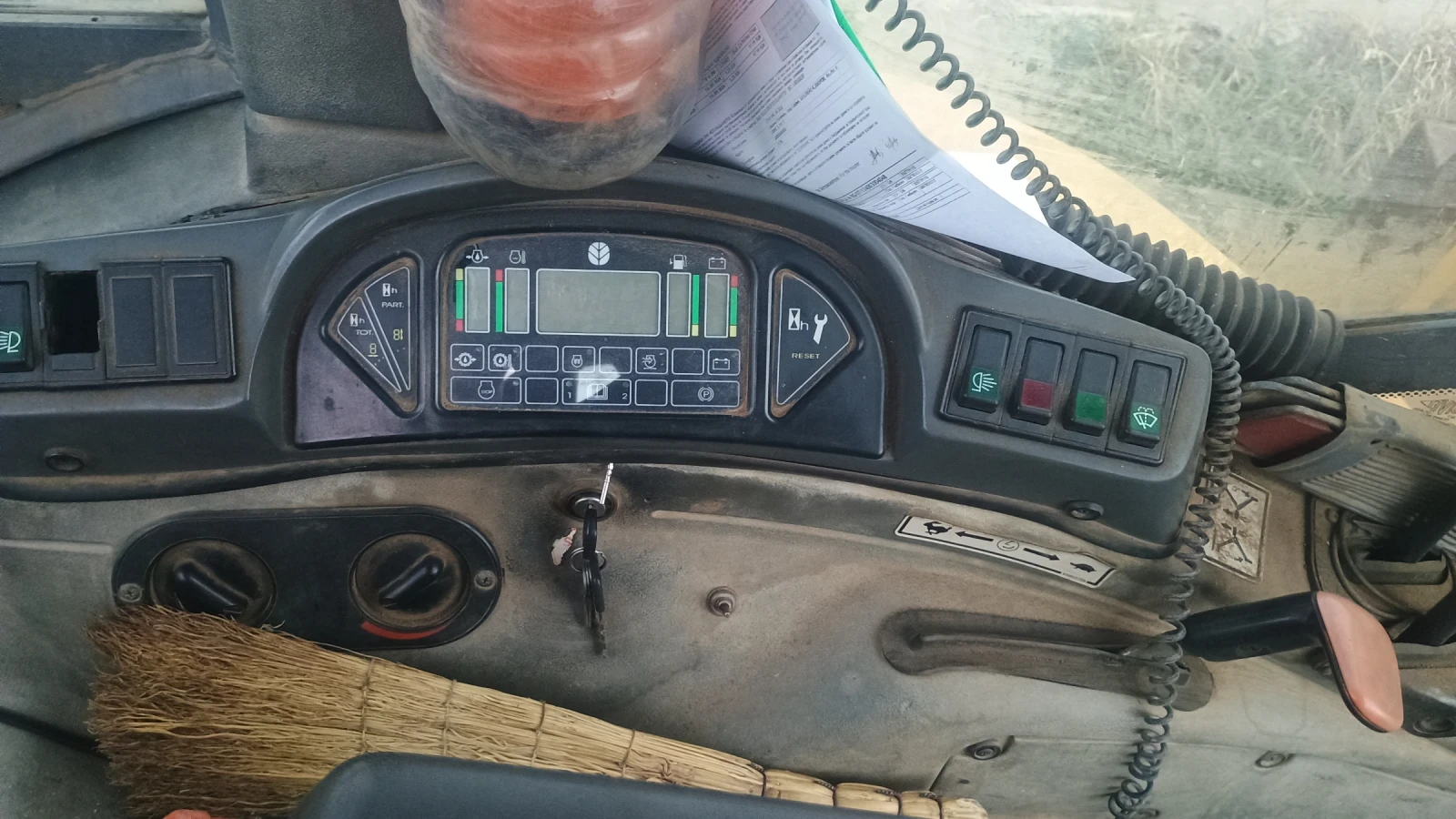 Багер New Holland 95 - изображение 7