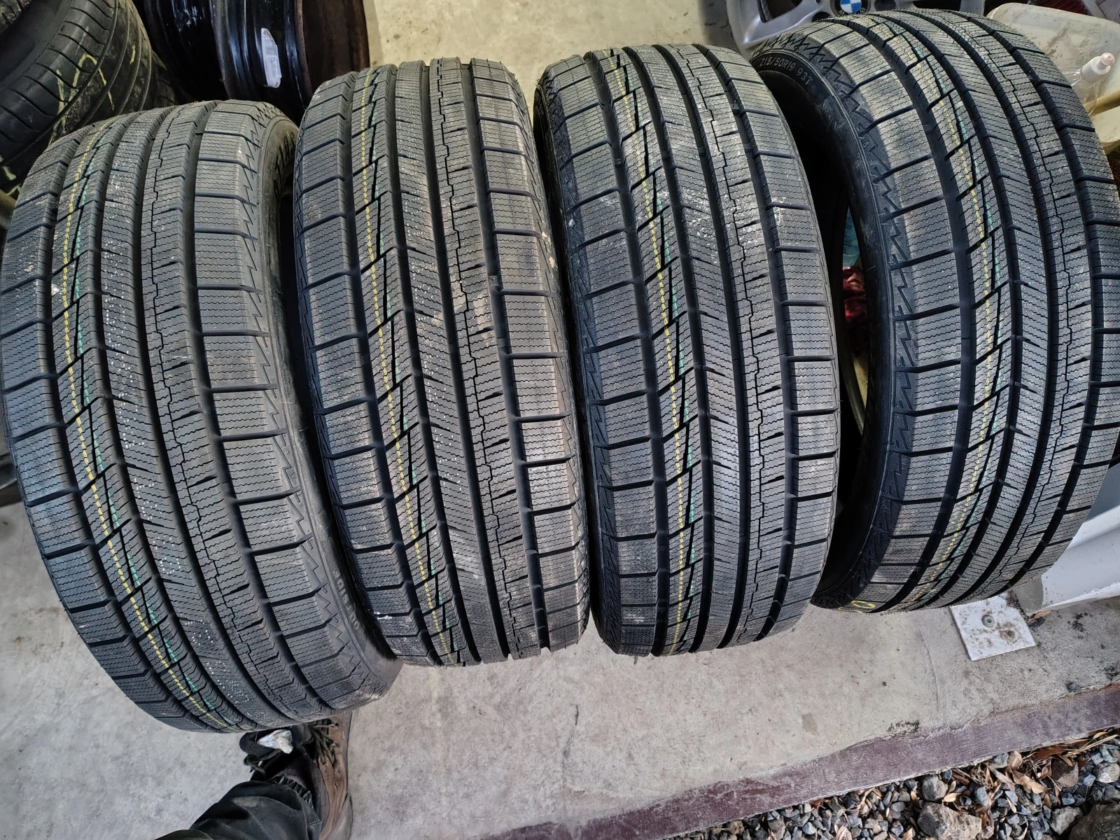  215/50R19 | Mobile.bg   1