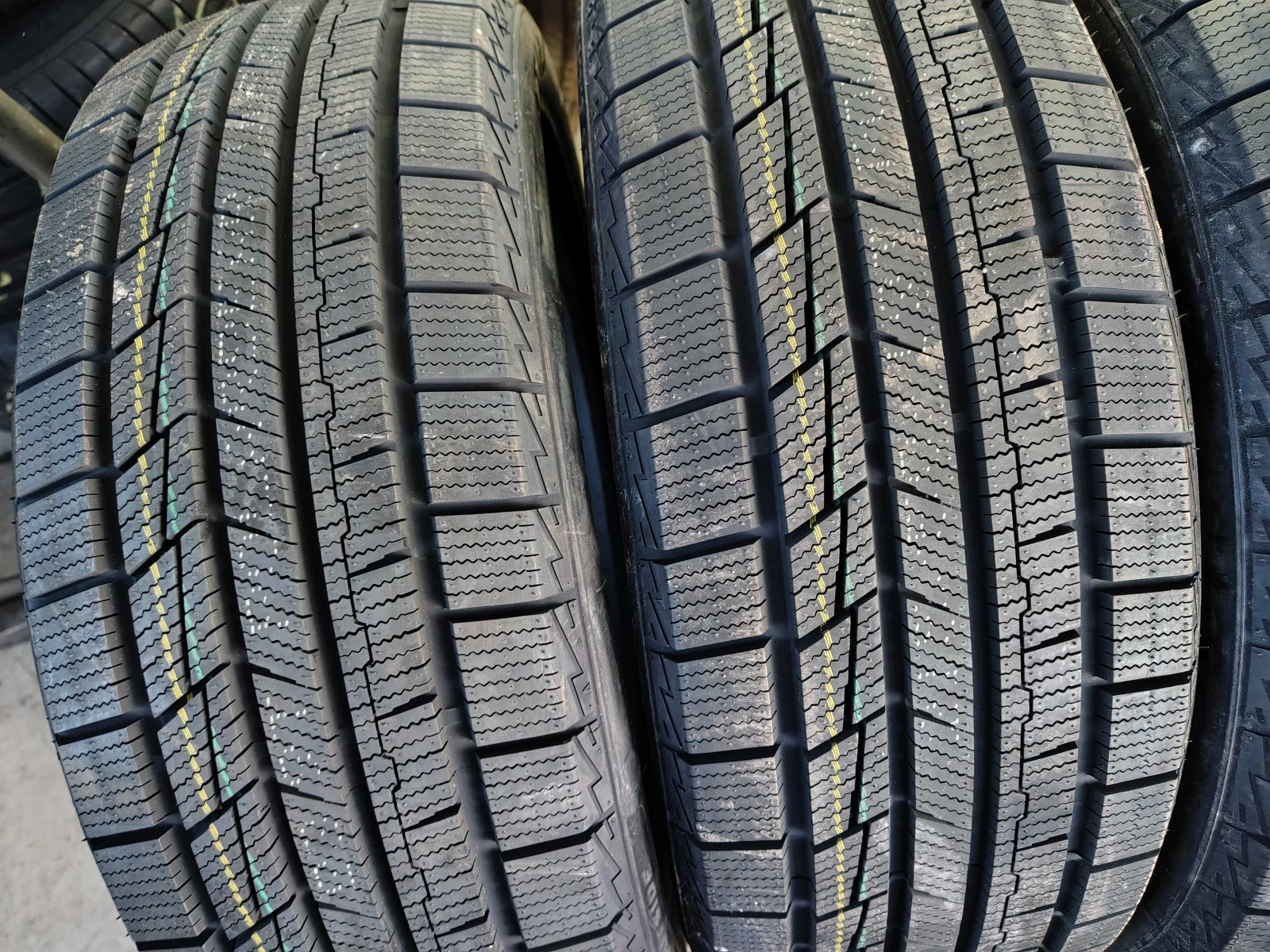  215/50R19 | Mobile.bg   2
